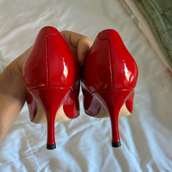 Ally red patent leather pump festive celebrations pointed toe heels 39.5 C wide - Picture 6 of 15